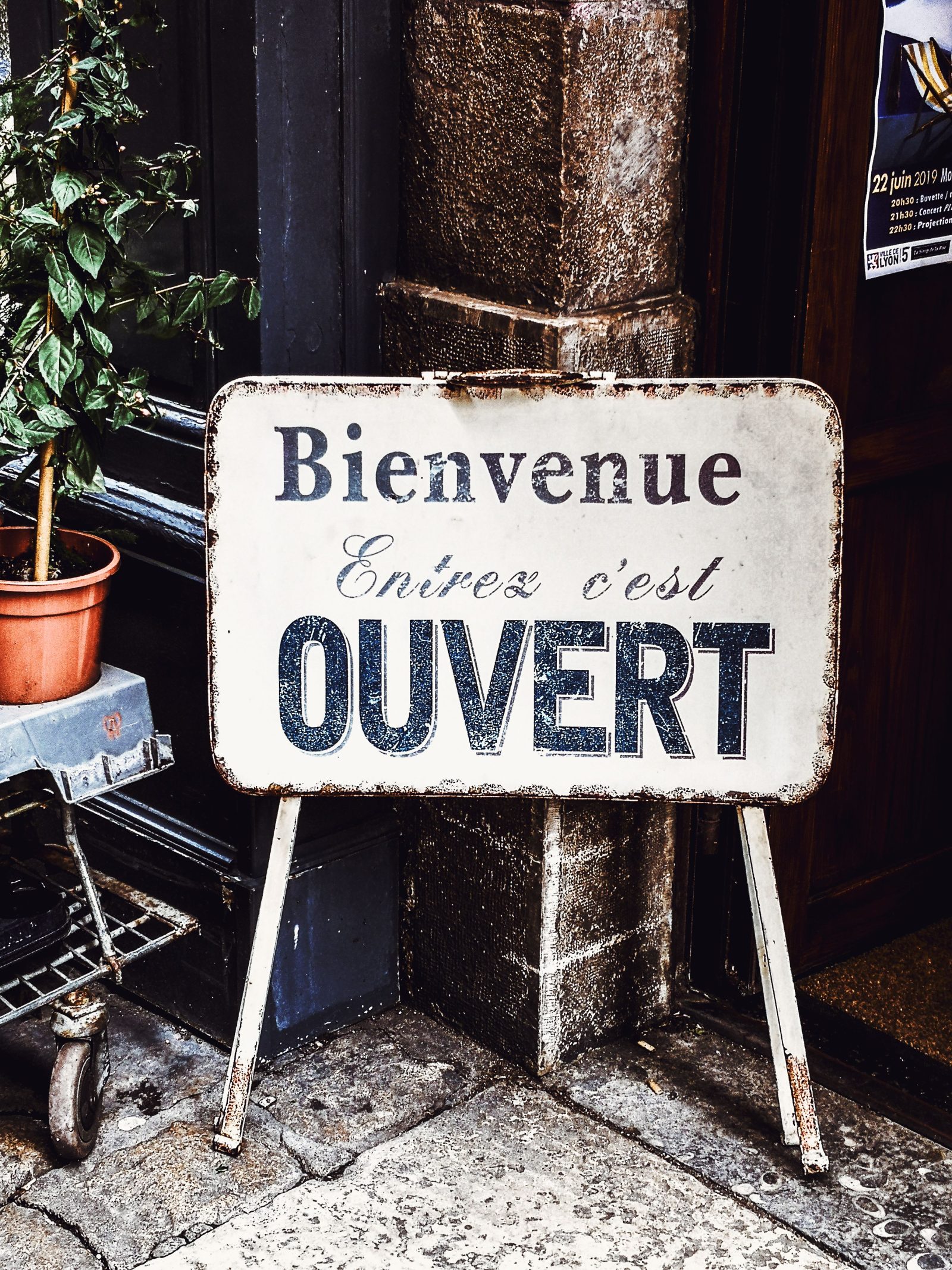 Les jours idéaux pour envoyer une lettre d'information : rythme de la semaine, des saisons et A/B testing