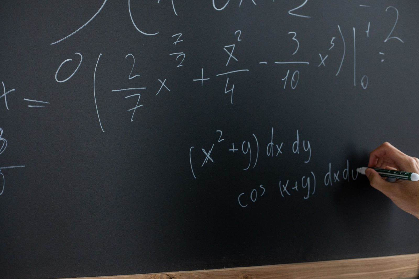 Le prompt engineering : bien formuler pour mieux générer